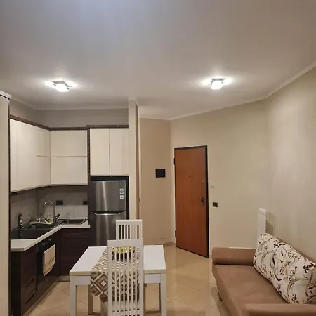Mimo Skyline Apartment *